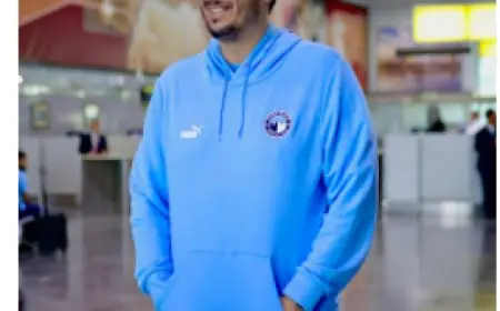 رئيس نادي بيراميدز يحفز اللاعبين استعدادًا لمواجهة نهضة بركان في السوبر الأفريقي