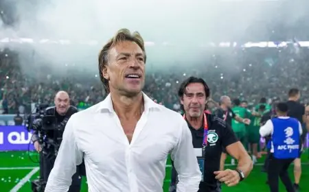 هيرفي رينارد يوجه رسالة مؤثرة للسعوديين ووالدته الراحلة بعد تأهل المنتخب للمونديال