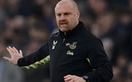 نوتنغهام يعلن تعيين شون دايك كمدرب جديد خلفاً لبوستيكوغلو لتطوير الفريق