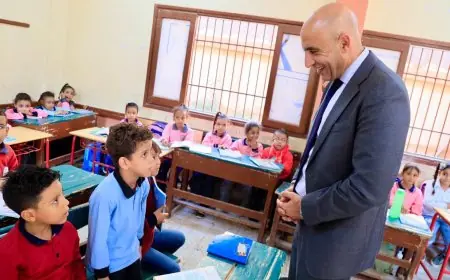 وزير التعليم يقوم بجولة تفقدية في 9 مدارس في سوهاج