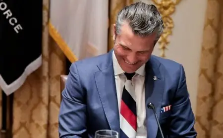 أمك اختارت ألوان ربطة العنق لوزير الحرب هكذا رد متحدث البنتاجون على سؤال صحفي