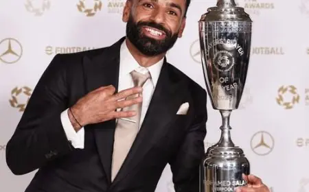 السفير حسام زكي يساند محمد صلاح بأقوى الرسائل وسط أزمة ليفربول