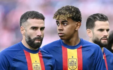 لاعبو برشلونة ينتقدون تصرفات لامين يامال وداني كارفاخال يخطط لمواجهته