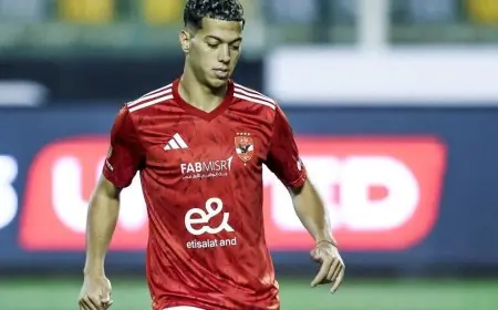 نجم الأهلي المصري يقترب من الجنون