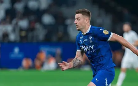 سيرغي سافيتش يمدد عقده مع الهلال حتى 2028 تحت شعار المجد لا يُترك