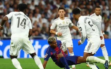 أسطورة أرسنال يصف أجواء الكلاسيكو بمباراة بين رجال وأطفال