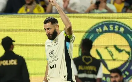 الاتحاد يتفوق على النصر بعشرة لاعبين ويتأهل لربع نهائي كأس الملك