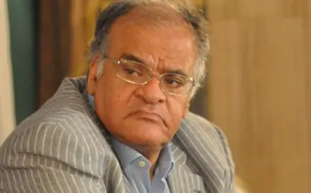 ممدوح عباس يشيد بمحمد شحاتة ويتمنى أن يكون كل لاعبي الزمالك مثله