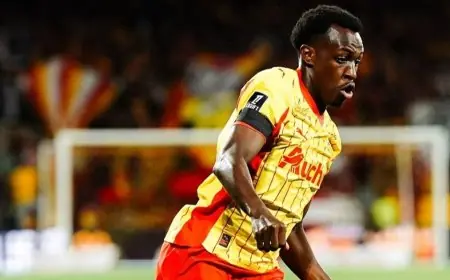 سعود عبد الحميد يظهر لأول مرة كأساسي مع لانس في الدوري الفرنسي