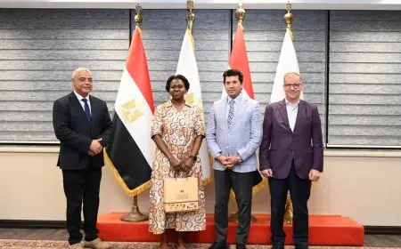 وزير الرياضة يجتمع مع مدير المكتب الإقليمي الأفريقي للوكالة الدولية لمكافحة المنشطات لتعزيز الجهود المشتركة