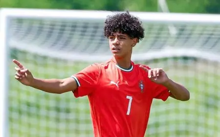 نجل كريستيانو رونالدو يخوض أول مباراة مع منتخب البرتغال تحت 16 عاماً لأول مرة