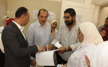 عمرو قنديل في جولة مفاجئة: خصم وإنذار لتحسين الأوضاع في منشآت بني سويف الصحية