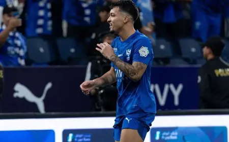 الهلال ينتصر على الشباب ويواصل ملاحقة النصر في صدارة الدوري السعودي