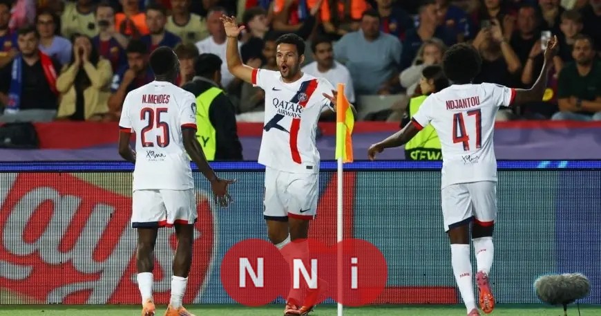 راموس وحكيمي يتألقان ويدفعان باريس سان جيرمان للفوز الساحق على برشلونة في دوري أبطال أوروبا