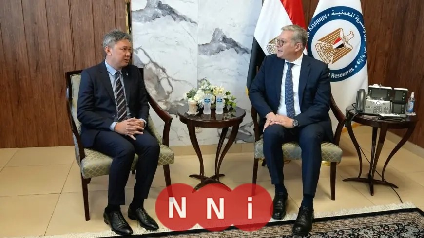 وزير البترول يتفاوض مع بتروناس الماليزية لتعزيز الشراكة الاستراتيجية في الغاز الطبيعي