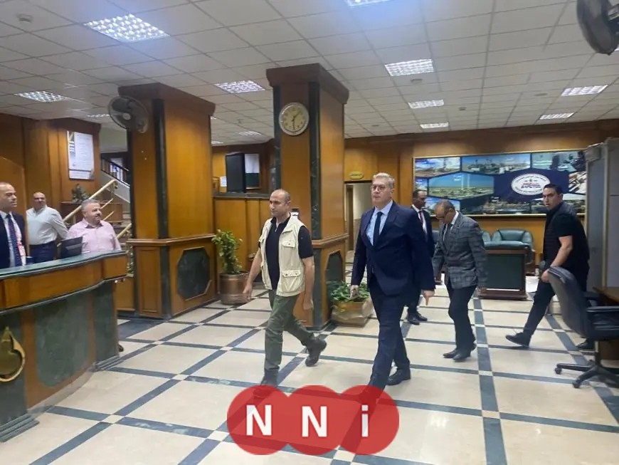 وزير البترول يؤكد على أولوية زيادة الإنتاج ويشرف ميدانيًا على تنفيذ الدعم لفريق العمل