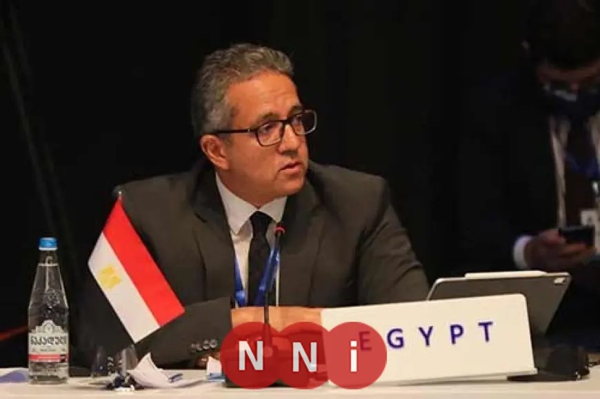 الرئيس السيسي يبارك لخالد العناني على فوزه برئاسة اليونسكو ويصفه بالإنجاز التاريخي