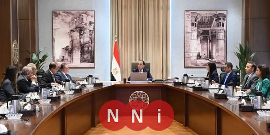 رئيس الوزراء يراقب تقدم لجنة إدارة الدين العام الخارجي وتنسيق الاقتراض