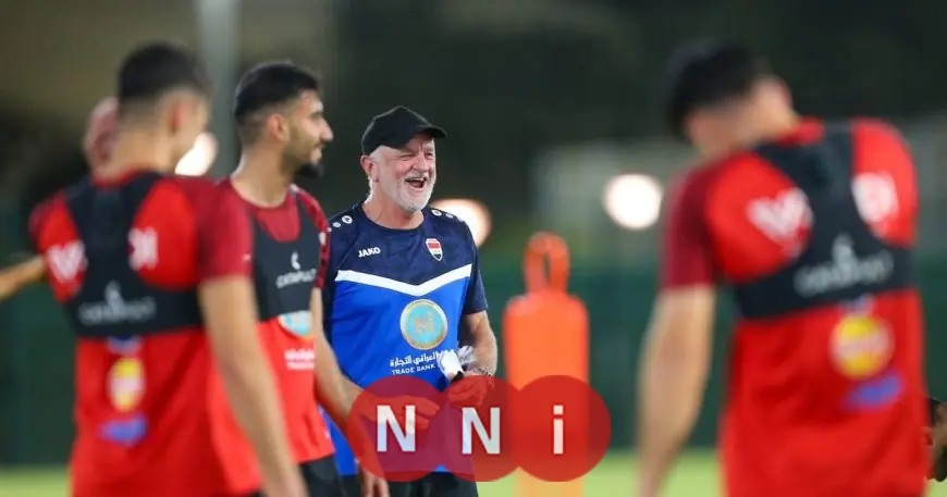 مدرب العراق ينبه لاعبيه لتجنب التشتت بالحكم أمام إندونيسيا