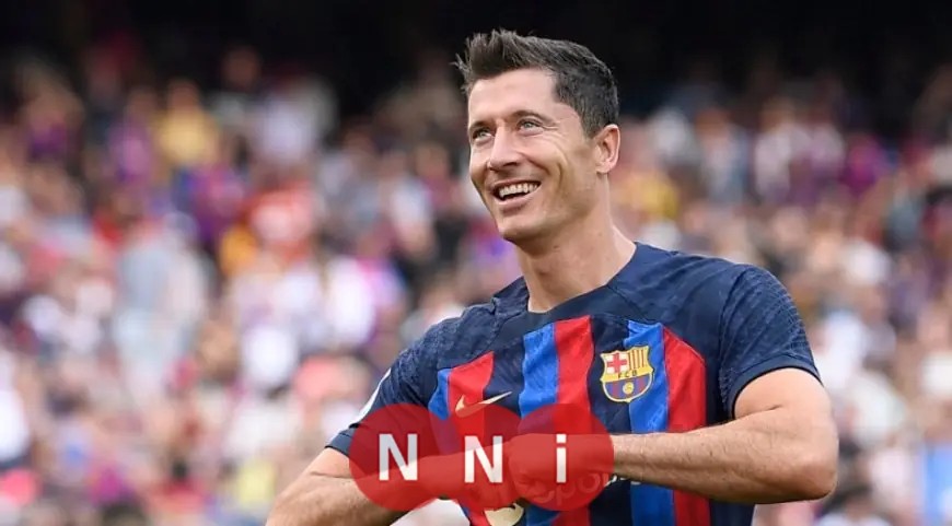 برشلونة يبدأ التخطيط لعصر ما بعد ليفاندوفسكي مع استهداف موهبة فياريال المميزة
