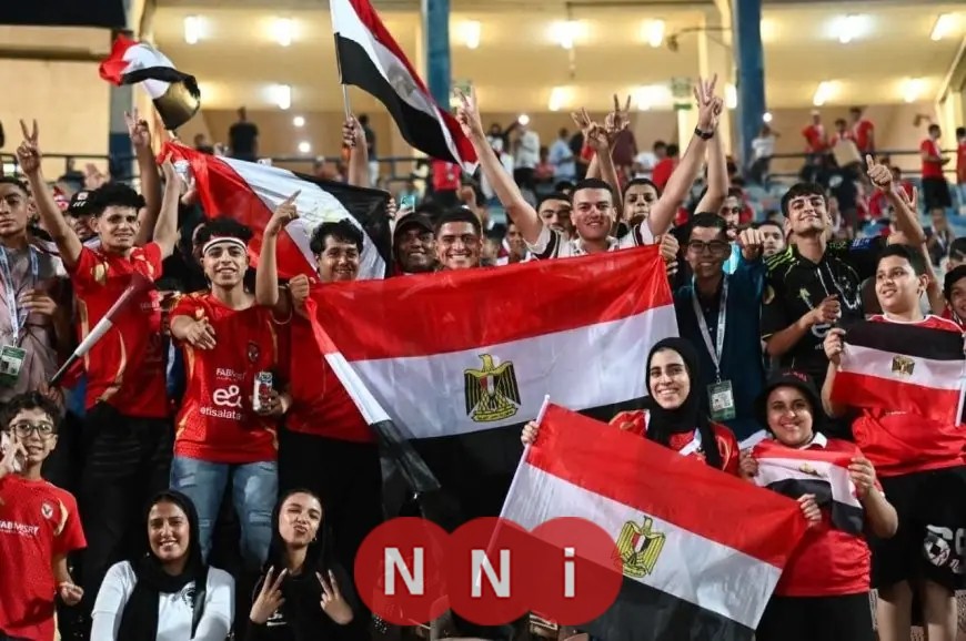 الجماهير تتوافد بكثافة لملء ستاد القاهرة قبل مباراة مصر وغينيا بيساو
