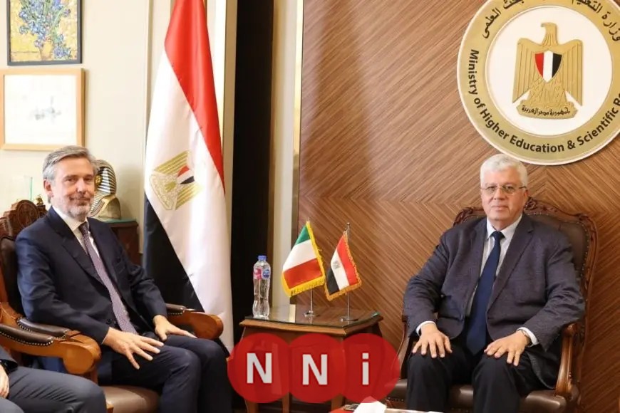 أيمن عاشور يعلن تعزيز دور بنك المعرفة المصري في دعم التعليم الرقمي بالشراكة مع اليونسكو