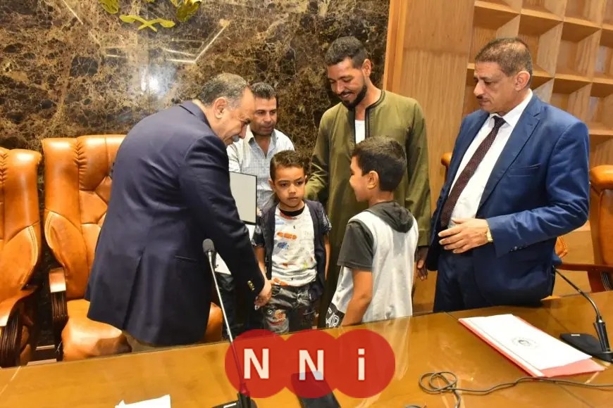 محافظ أسيوط يشيد ببطولة مواطن أنقذ أطفال تروسيكل منقباد من الغرق ويبرز الشهامة والإنسانية