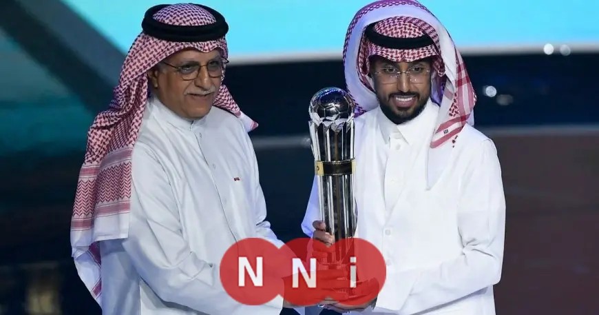 قائمة الفائزين بجائزة أفضل لاعب في آسيا تاريخيًا