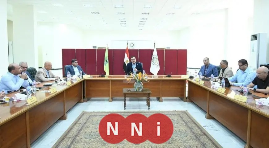 وزير الإسكان يؤكد الحزم في مواجهة مخالفات البناء بالمدن الجديدة