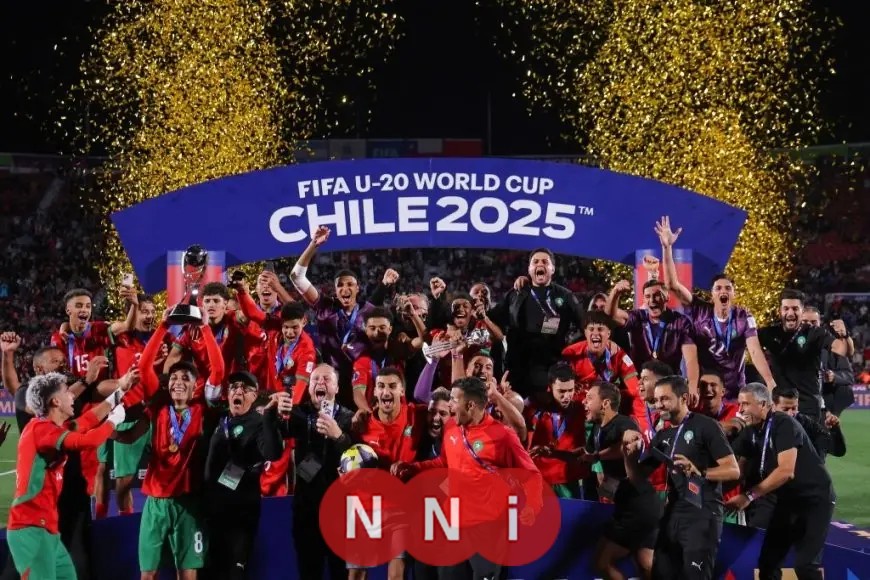 شاهد اللحظات التاريخية لتتويج المغرب بلقب كأس العالم للشباب في تشيلي: صور وفيديو مذهلة