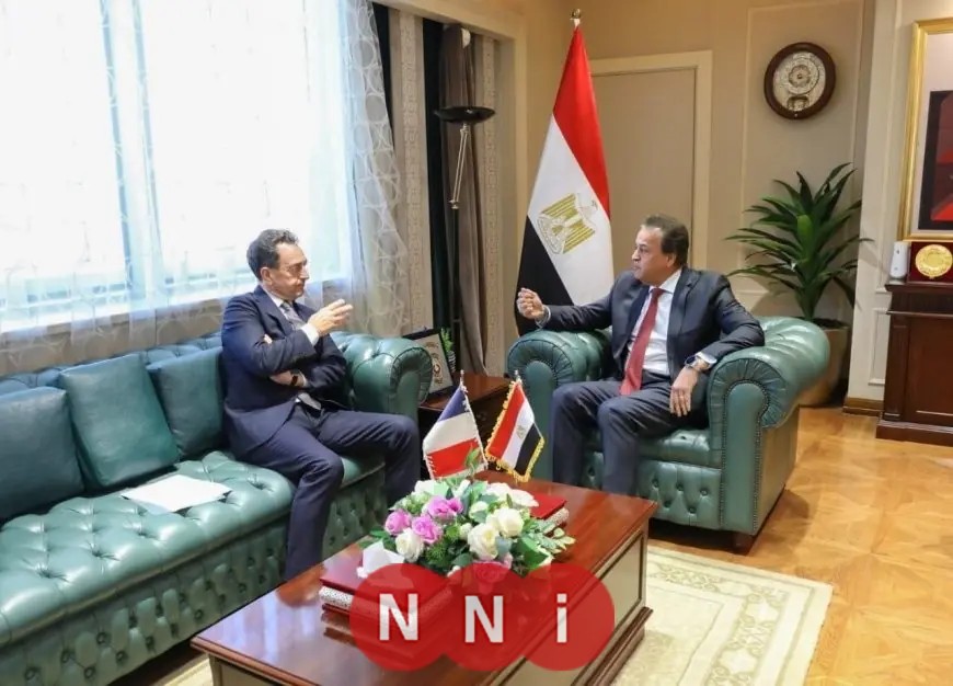 نائب رئيس الوزراء يلتقي بسفير فرنسا في مصر للاتفاق على تنفيذ خطة المساعدات الإنسانية لغزة