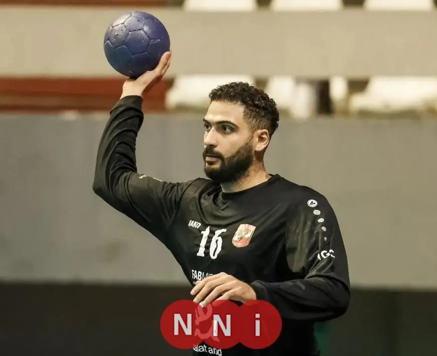 عبد الرحمن طه يشيد بالنادي الأهلي كأفضل فريق في قارة إفريقيا