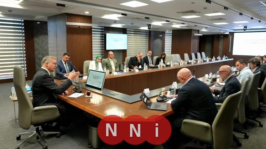 وزير البترول يناقش فرص استثمارية مع شركات أسترالية لتعزيز قطاع التعدين في مصر