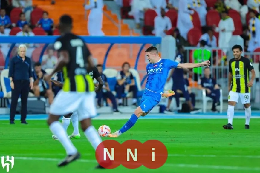الهلال يهزم الاتحاد بثنائية مثيرة في الدوري السعودي