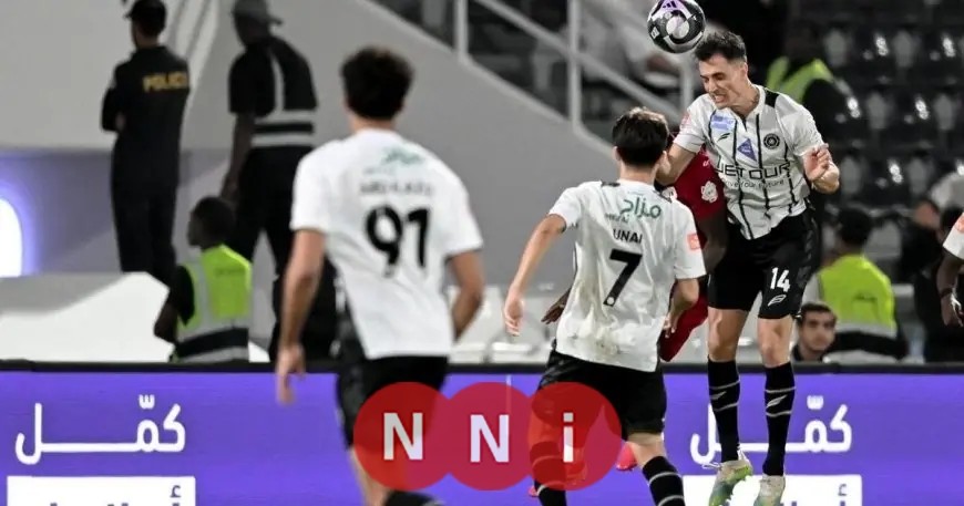 تفوق عددي يضيع على الشباب فرصة الفوز بتعادل مخيب أمام ضمك في الدوري السعودي