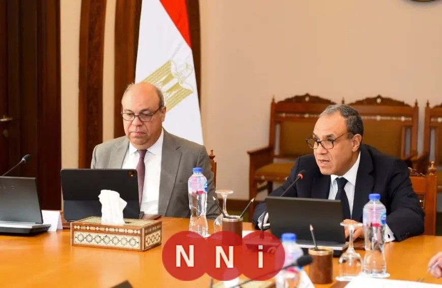 وزيرا الخارجية والطيران المدني يرحبان بسفراء الدول الغربية والإفريقية لتعزيز التعاون الدولي