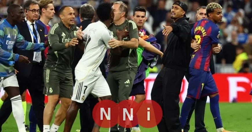 تفاصيل مثيرة في الكلاسيكو: طرد و6 إنذارات بعد مشاجرة حامية