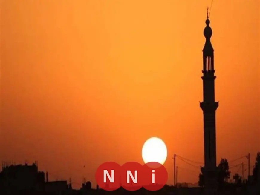 اكتشف مواعيد الصلاة الجديدة 2025 بعد تعديل الساعة بمقدار 60 دقيقة