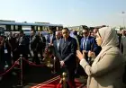 رئيس الوزراء يكشف عن أول قطار مترو من 55 للخط الأول بالقاهرة
