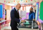 وزير التعليم يشارك في التصويت بانتخابات مجلس النواب في مدرسة رشيد الابتدائية بمصر الجديدة
