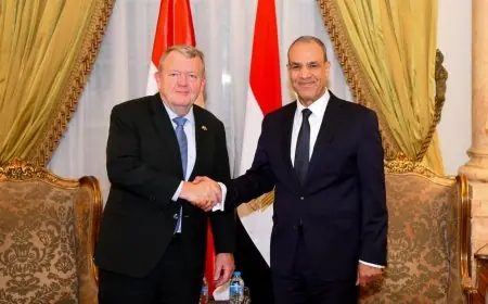 وزير الخارجية يثني على حضور ملكة الدنمارك في حفل افتتاح المتحف المصري الكبير
