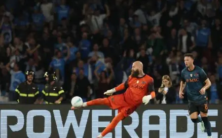 فانيا ينقذ ركلة جزاء ويمنح نابولي التعادل أمام كومو