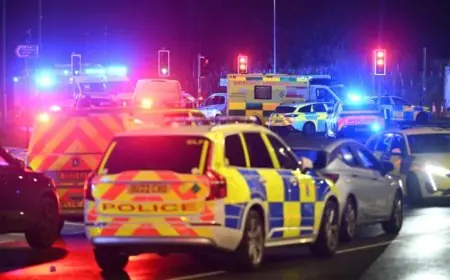 الشرطة البريطانية تعلن عن إصابة 10 أشخاص في حادث طعن مروع بقطار في شرق إنجلترا