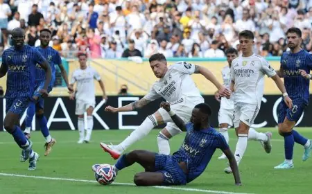 غياب ثنائي الدفاع عن الهلال أمام الغرافة بسبب الأنفلونزا يثير القلق بين المشجعين