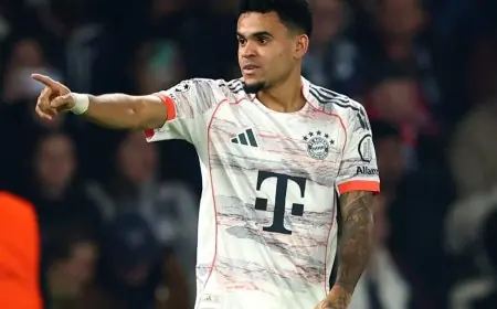 بايرن يتفوق على سان جيرمان بهدفين من دياز قبل تعرضه للطرد