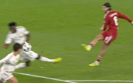 مواجهة ليفربول وريال مدريد في دوري الأبطال تنتهي بشوط أول سلبي