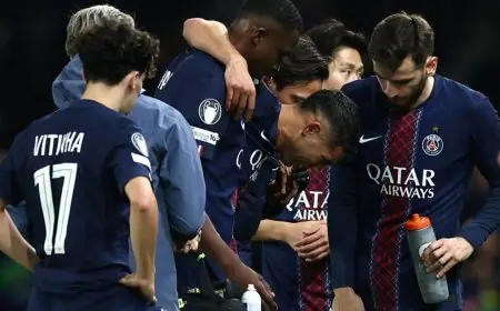 في ذكرى ميلاد أشرف حكيمي: نجم باريس سان جيرمان يغادر حديقة الأمراء مستندًا على العكازات