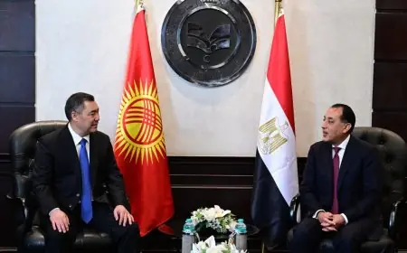 رئيس الوزراء يتعاون مع رئيس الجمهورية القيرغيزية في المائدة المستديرة لتعزيز الاقتصاد المشترك