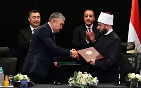 تعزيز التعاون بين قيرغيزستان ودولة أخرى: توقيع اتفاقيات بحضور رئيس الجمهورية القيرغيزية ورئيس الوزراء