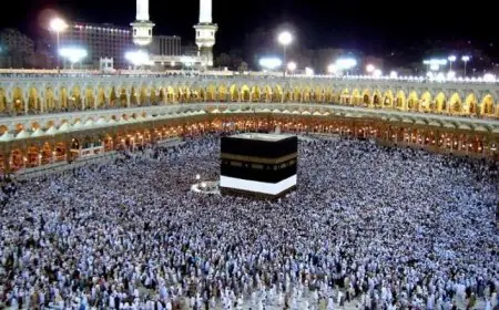 فيديو مؤثر: رجل وعائلته يسجدون شكرًا لله بعد فوزهم بقرعة الحج